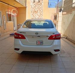 نيسان سنترا